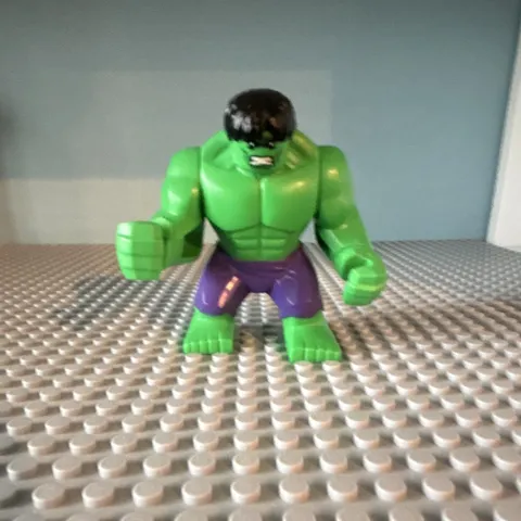 LEGO Hulk Minifigure sh095 76018