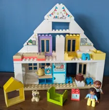 Lego DUPLO Modular Playhouse Set 10929 Figures & Parts Lot INCOMPLETE