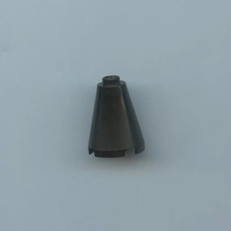 LEGO x 1 Black Cone 2 x 2 x 2 - Solid Stud 3942a