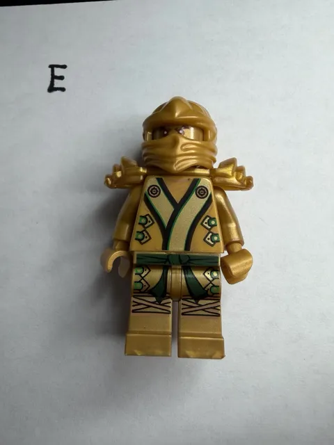 NEW LEGO® Ninjago Lloyd (Golden Ninja) The Final Battle / AUTHENTIC