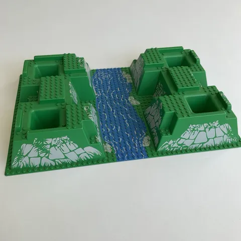 Vintage LEGO Baseplate 30271 Amazon Raised River Pits Water 10x15x3” P5986