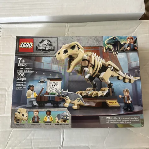 Lego Jurassic World T. rex Dinosaur Fossil Exhibition 76940 NEW SEALED BOX NSB