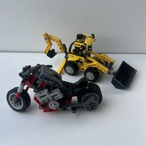 2 X LEGO Technic Sets 42197 Backhoe Loader & 42132 Motorcycle Chopper incomplete
