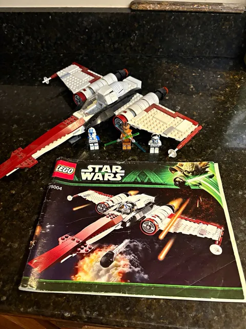 LEGO Star Wars: Z-95 Headhunter (75004) Clone Wars 373pc w/ Instructions