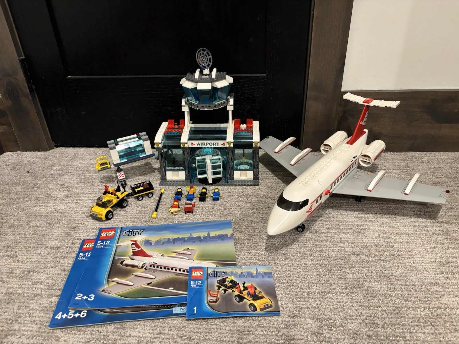 LEGO City: Airport (7894) 100% Complete PLUS extras
