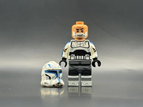 LEGO Star Wars Light Customs LC x BoKatanbricks The Blue Veteran/Old Captain Rex