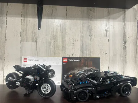 LEGO Technic The Batman Batmobile (42127) & Batcycle (42155) Sets W Manuals