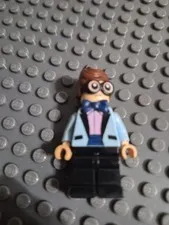 LEGO Dick Grayson in Tuxedo MINIFIG 70908 Minifigure Robin