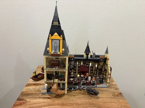 LEGO Harry Potter Hogwarts Great Hall 75954 RETIRED Complete Set With Manual
