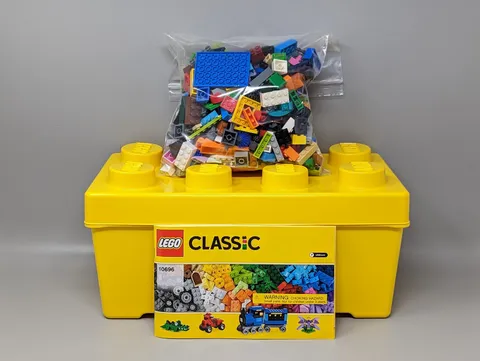 Lego Storage Brick Case W/Legos Large Yellow 13 x 7 Container Plastic Bin 2012