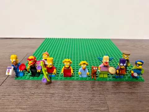 LEGO The Simpsons Minifigure Lot of 10 Homer, Lisa, Maggie, Bart, Krusty