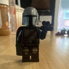 LEGO Star Wars The Mandalorian Minifigure w/ Blaster Age 12+ The Mandalorian