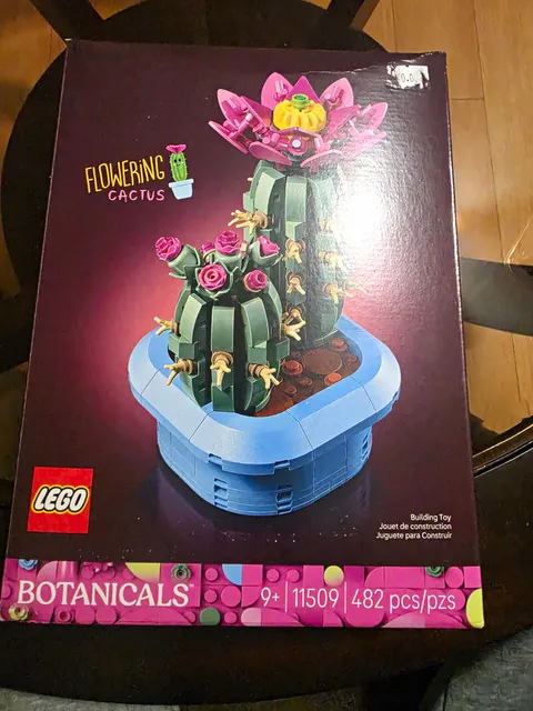 LEGO Botanicals Flowering Cactus 11509 482pcs 18+ Box Brick Separator