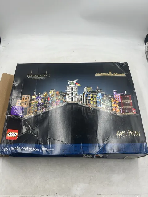 Lego Diagon Alley 76444 2750 PCS New In Box Opened