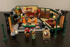 LEGO Ideas Central Perk 21319 Friends TV Series Set Minifigs Display READ DESC