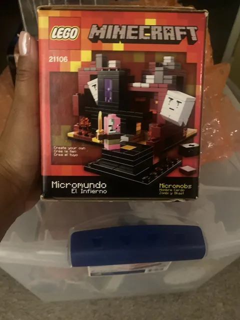 LEGO 21106 Minecraft Micro World The Nether – SEAL BOX – RETIRED