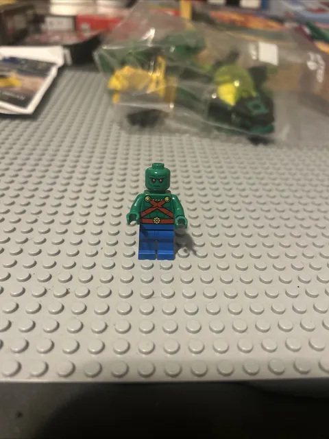 Martian Manhunter Lego No Cape Rare Good Condition No Cracks More Dc Listed