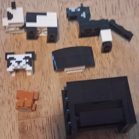 J Lego Lot 3 Minecraft Parts Panda Goomba Horse Build