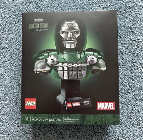 LEGO Marvel Avengers Doomsday Doctor Doom Bust 76345 Building Set