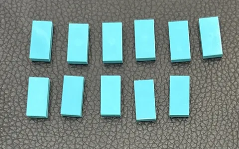 Lego Lot 11 Medium Azure Tile Flat Smooth 1 x 2 Stud Pieces 3069