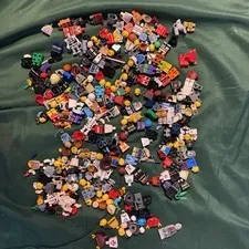 Huge lego Minifgure Lot Ninjago, Star Wars, City, Marvel, Lotr, Chima, Etc