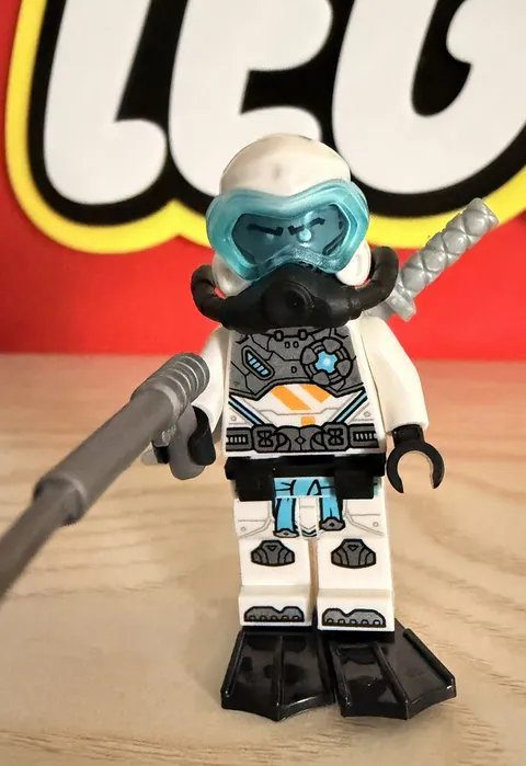 Lego Ninjago Seabound “Scuba” Zane Minifigure With Accessories 