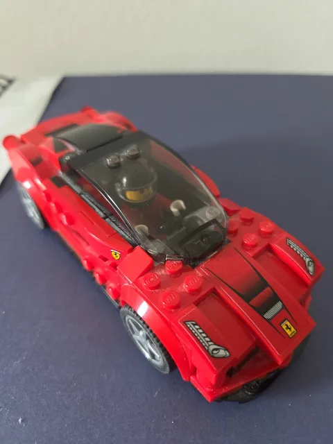 Lego speed champions Ferrari, with character, WITHOUT wrench and stoplight