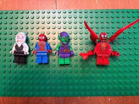 Lego Marvel Minifigure Lot  S0196, Sh0170, Sh0038, Sh0682