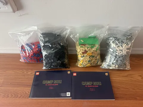 LEGO Camp Nou FC Barcelona 10284 all pieces w/ Instructions Manuals *NO BOX*