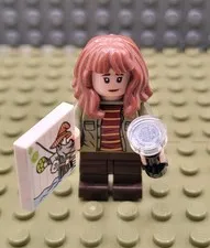 Lego Joyce Byers 75810 The Upside Down Stranger Things Minifigure
