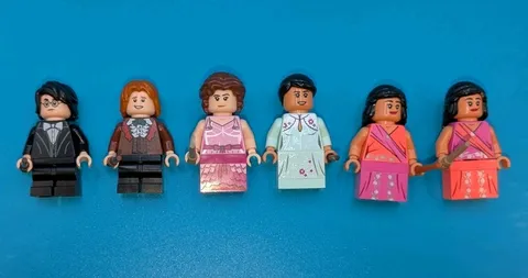 Lego 75981 Harry Potter 2020 Advent Calendar 6 Minifigs w/ Wands