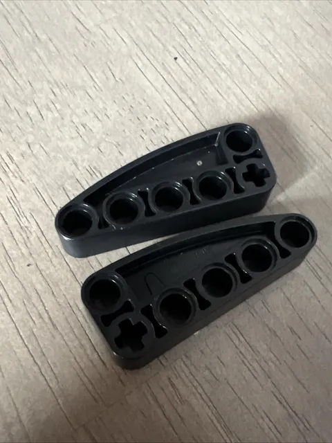 LEGO 80286 Black Technic Liftarm Modified L-Shape Quarter Ellipse 2 x 5 - 2 Pcs