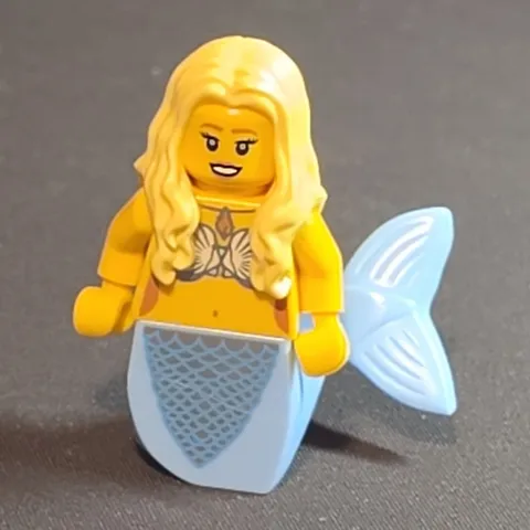 LEGO Collectible Series 9 Mermaid Minifigure 71000 Rare Retired Vintage