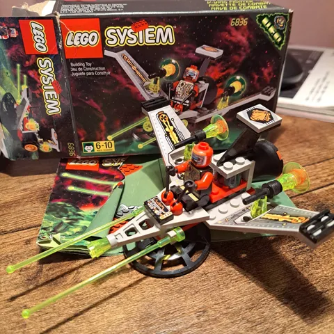 LEGO Space: V-Wing Fighter (6836) 100% Complete With damaged Instructions/box