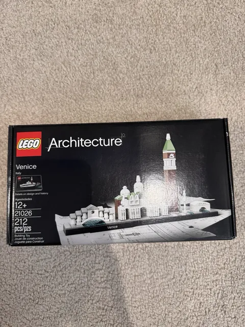 LEGO ARCHITECTURE: Venice (21026) | Complete Set With Box And Instructions