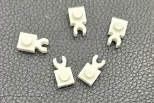LEGO White 1x1 Lot 5 Flat Plate 1 x 1 Open O Clip Vertical Grip #4085