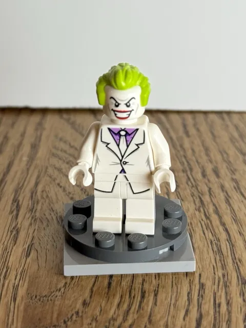 Lego DC Super Heroes Minifigures Series 1 Joker New  (71026)
