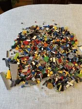 Lego 2 lb Mixed Random Lot. Clean (Lot 3)