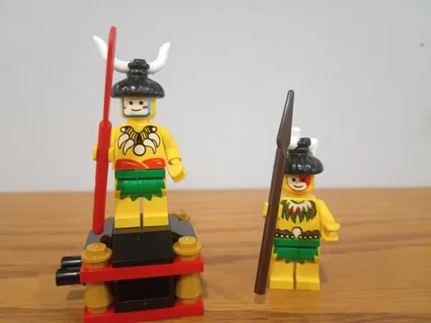 LEGO: Minifigure "Islander Male" (pi070) 1994 Pirate/Pirate Islanders EXECELLENT