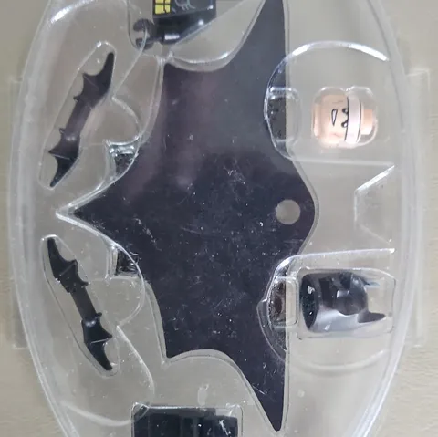 New LEGO Batman Black Suit Black Mask Bat 10/10 Condition No Box Sealed Plastic