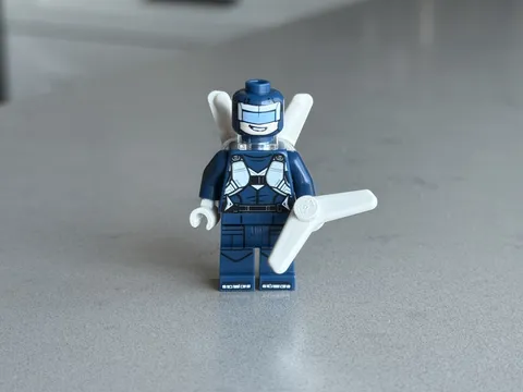 LEGO Marvel Boomerang Minifigure 76350 Spider-Man vs Hulk Epic Clash Mini Figure