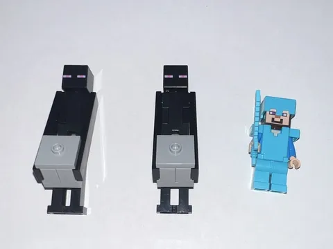 LEGO Minecraft Steve Minifigure Diamond Armor Sword + Enderman x2 Figures