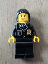 LEGO cty0211 Female Police Chief Black Bob Hair