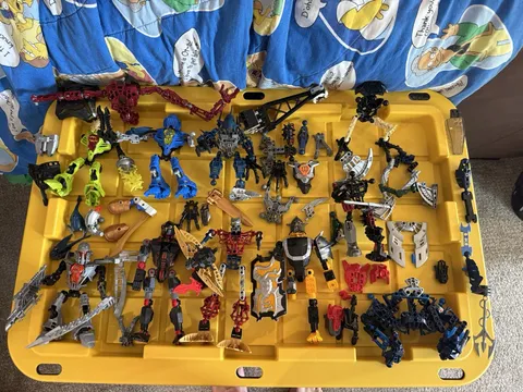 LEGO Bionicle/Hero Factory HEROES - Lot of Figures and Parts - AS IS
