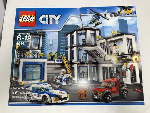 LEGO CITY 60141 Police Station - New Sealed Retired - NOT A MINT BOX - SEE PICS!