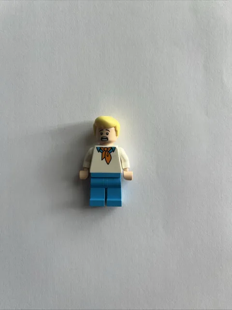 Lego Fred Jones Minifigure scd008 Scooby-Doo Mystery Machine 75902