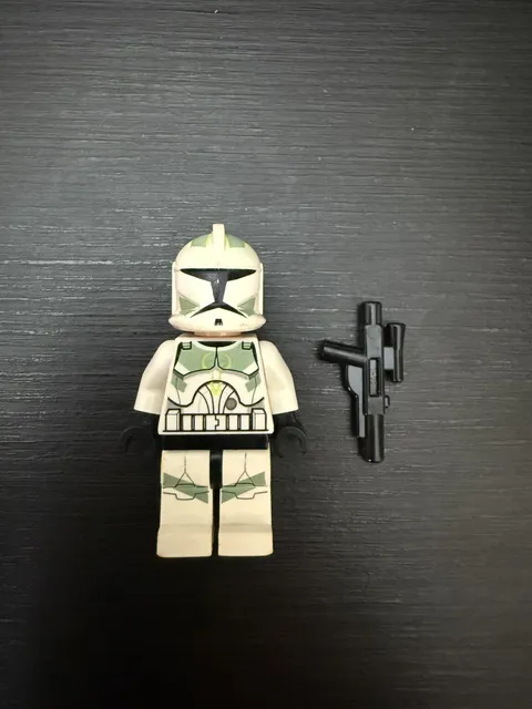 GENUINE Lego Clone Trooper sw0298 Sand Green Star Wars Clone Wars Minifigure 