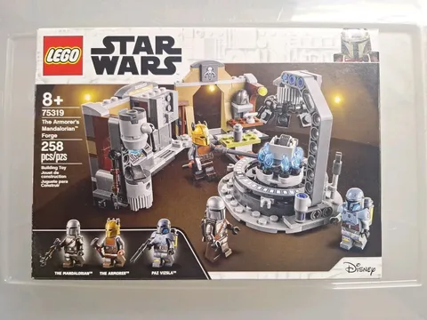 LEGO Star Wars 75319 Armorer’s Mandalorian Forge 258pc NEW 
