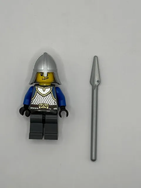 Lego King’s Knight Scale Mail Helmet W/ Knock Protector Open Mouth Scared CAS536