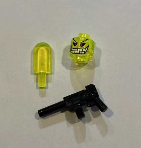 Joker Bomb + Popsicle + Tommy Gun 7782 / 7888 Batman LEGO Minifigure Accessories